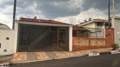 Casa em Jardim Navarro