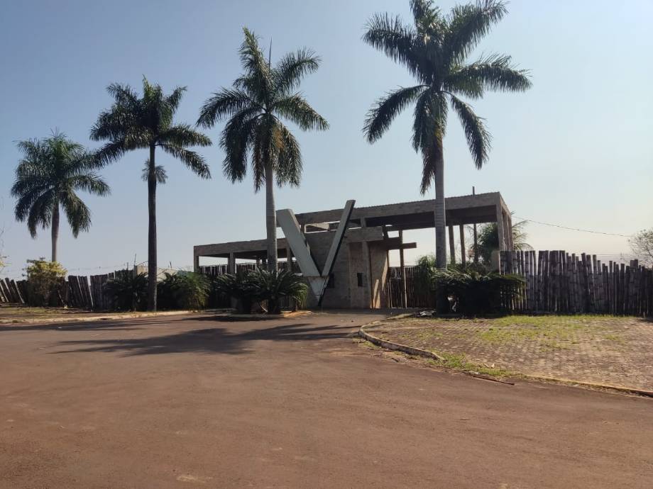 Lote em leilão no Parque Residencial Viva, Perola
