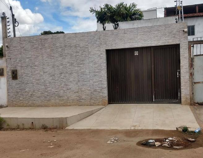 Casa em Lagoa do Carro, Bosque De Santana, Rua Sete, S/N, PE. Área: 225m2