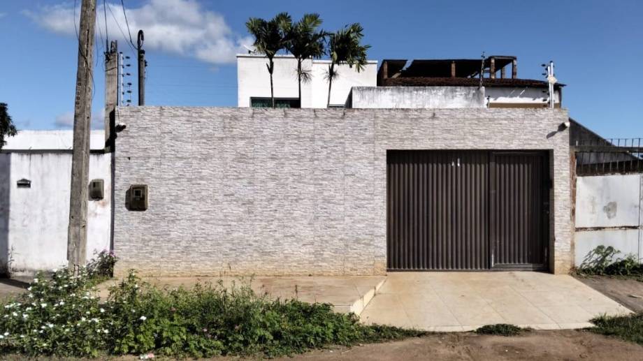 Casa em Lagoa do Carro, Bosque De Santana, Rua Sete, S/N, PE. Área: 225m2