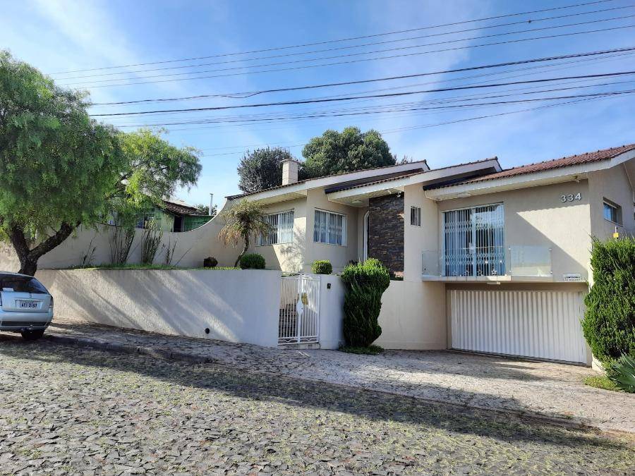 Casa em Ponta Grossa, Orfas, Rua Quintino Bocaiuva, 334, PR. Área: 408m2 - imagem 0