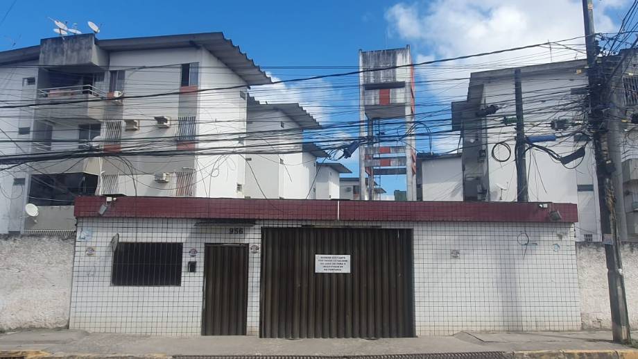 Apartamento em Jaboatão dos Guararapes, Candeias, Rua Professor Silvio Rabelo, 956, PE. Área: 56m2