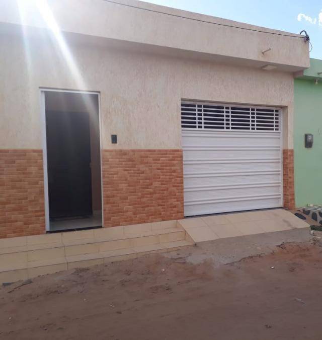 Casa em Tupanatinga, Novo Horizonte, Rua Joaquim Cordeiro Feitosa, 28, PE. Área: 144m2