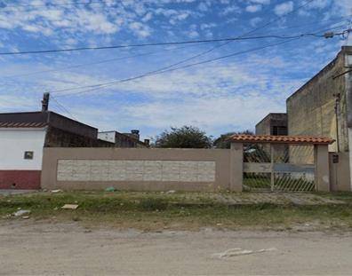 Casa em Pelotas, Fragata, Rua Heitor Lyra Da Silva, 80, RS. Área: 300m2