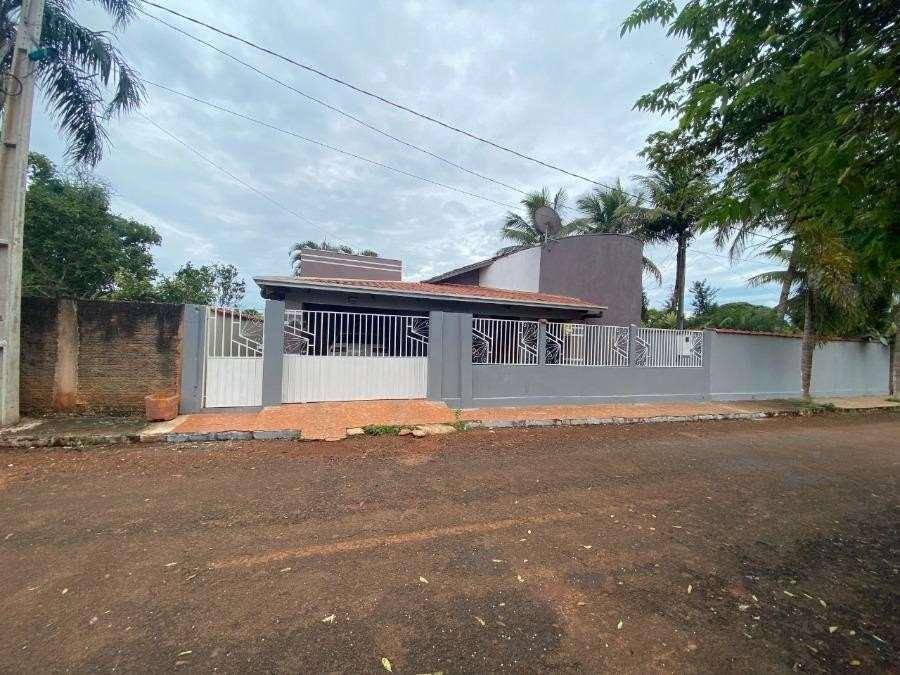 Casa em Santo Afonso, Vila Alta, Rua Marechal Deodoro, 0, MT. Área: 438m2