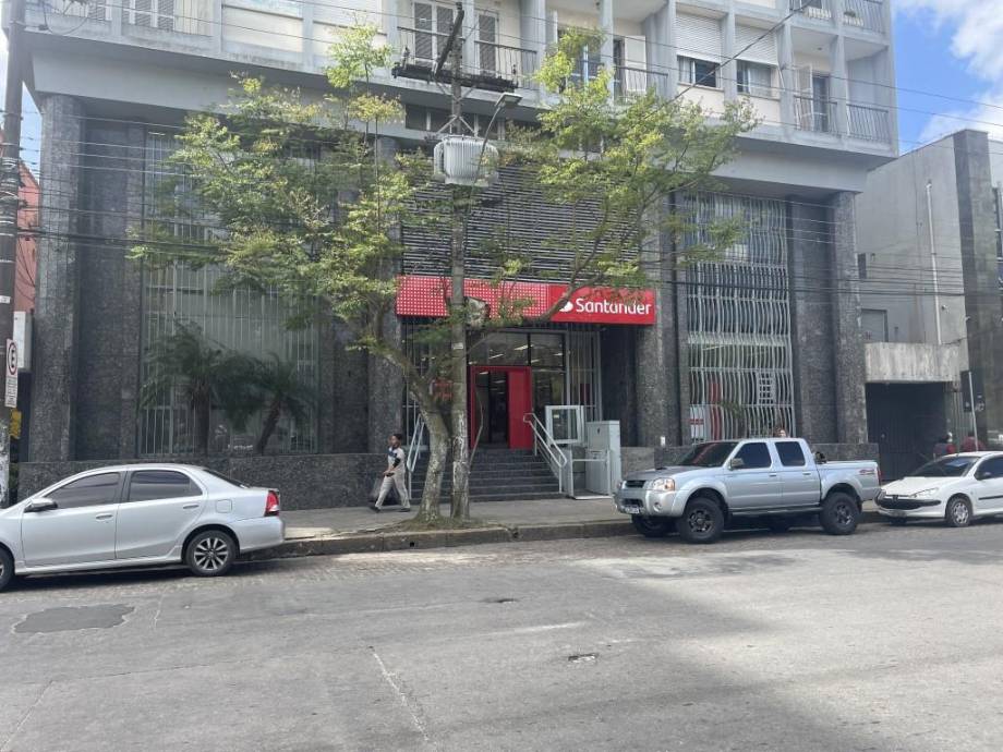 Ex-agência em Pelotas, Centro, Praca Coronel Pedro Osorio, 156, RS. Área: 0m2 - imagem 0