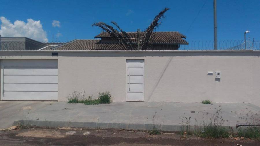 Casa em Caldas Novas, Jardim Esmeralda, Rua 2, 504, GO. Área: 360m2