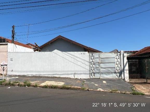 Casa em Bauru, Nucleo Residencial Alto Alegre, Rua Nelson Bonachela Gimenes, 7-73, SP. Área: 200m2