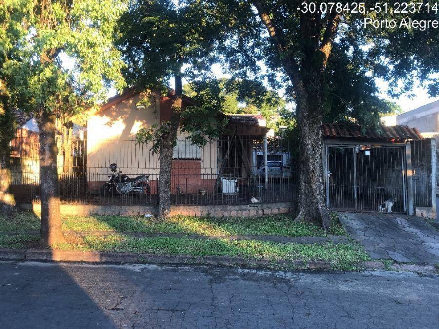 Casa em Porto Alegre, Santa Tereza, Rua Aracy De Azevedo Jose/ Gibran Khalil Gibran, 140/264, RS. Área: 137m2