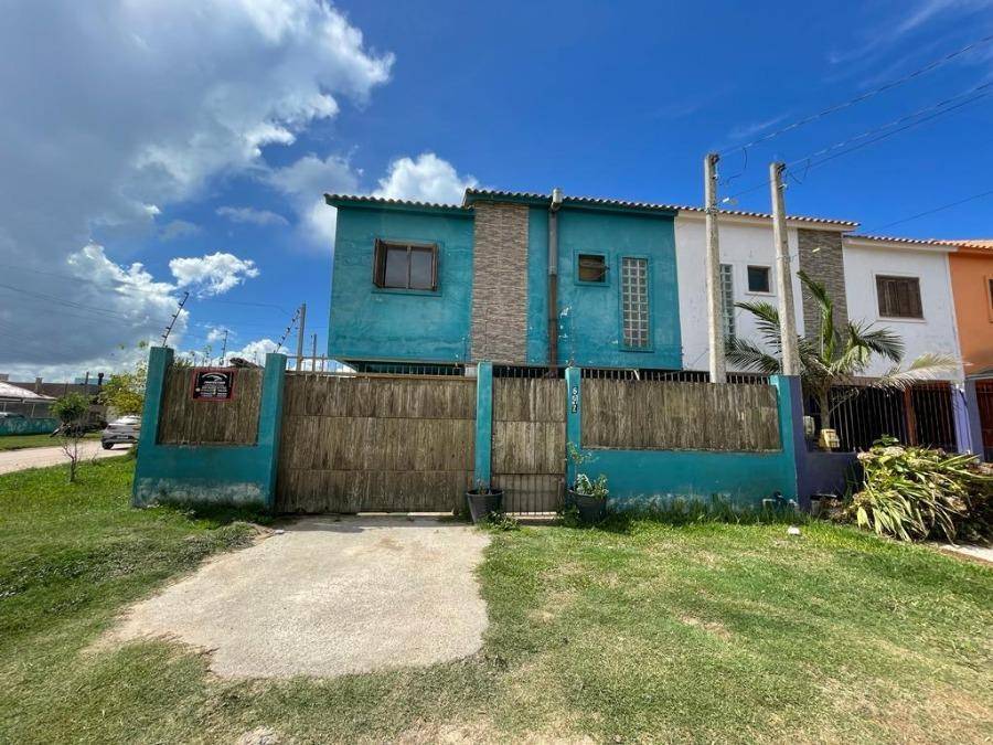 Casa em Pelotas, Laranjal, Rua Gramado, 1930, RS. Área: 64m2