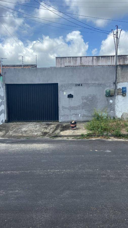 Casa em Horizonte, Zumbi, Rua Alemanha, 246B, CE. Área: 0m2 - imagem 0