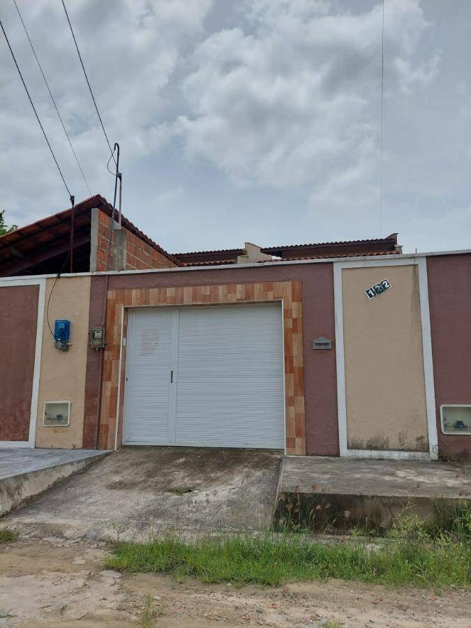 Casa em Maracanaú, Pau-Serrado, Rua 204, 122, CE. Área: 0m2