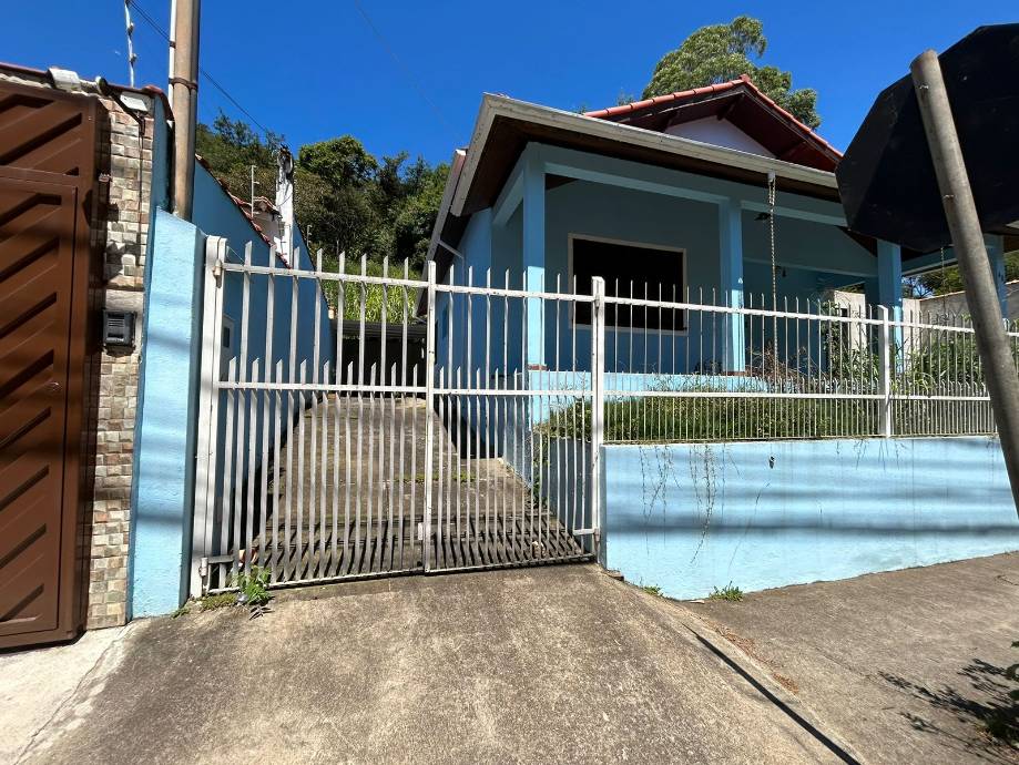 Casa em Passa Quatro, São Miguel, Avenida Jose Inacio De Siqueira, 424, MG. Área: 115m2