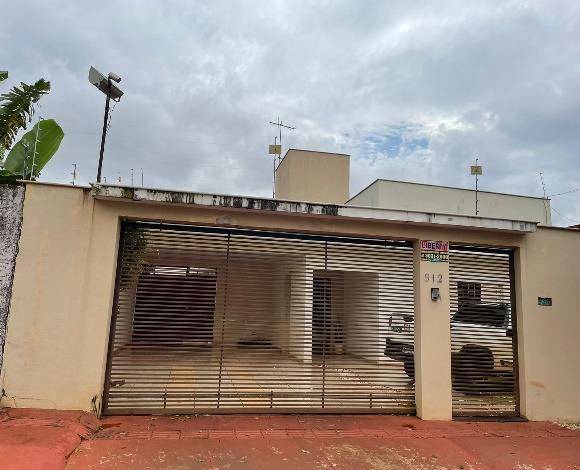 Casa em Londrina, Portal De Versalhes 1, Rua Augusto Guerino, 912, PR. Área: 0m2
