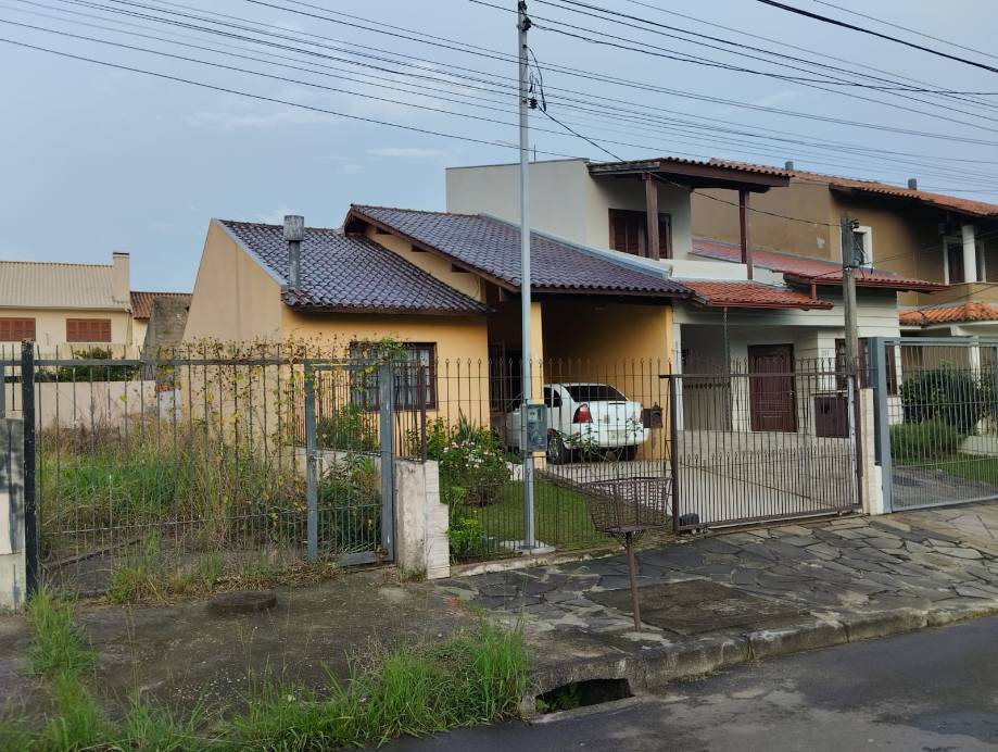 Casa em Porto Alegre, Hipica, Rua Plinio Anele, 219, RS. Área: 0m2 - imagem 0