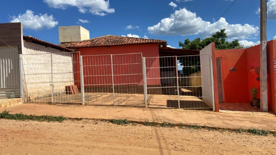 Casa em Salgueiro, Nossa Senhora Das Gracas, Rua Projetada 01, 243-B, PE. Área: 54m2