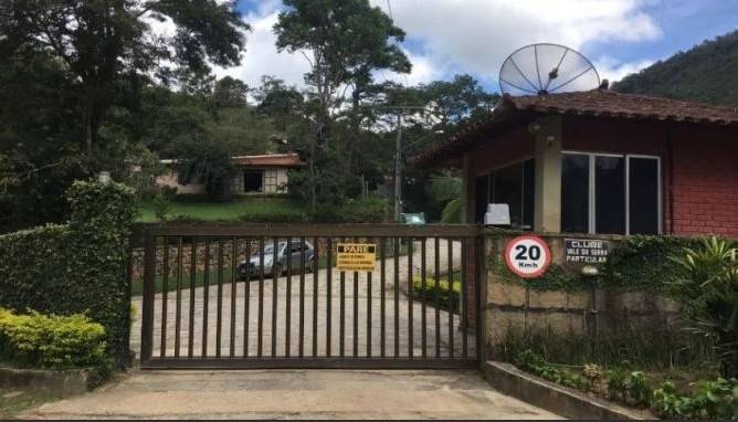 Casa em Teresópolis, Colonia Alpina, Estrada Santa Rita, 1, RJ. Área: 276m2