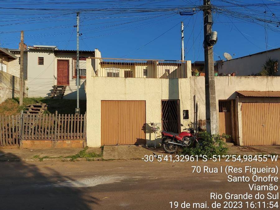 Casa em Viamão, Santo Onofre, Rua I, 80, RS. Área: 69m2