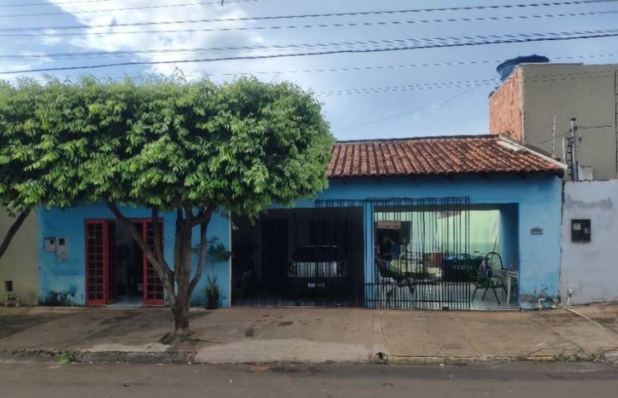 Casa em Rondonópolis, Residencial Cidade Alta, Rua Tupinambás, 429, MT. Área: 227m2