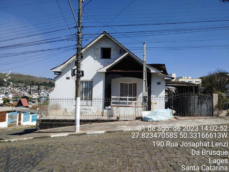 Casa em Lages, Brusque, Rua Josaphat Lenzi, 190, SC. Área: 0m2