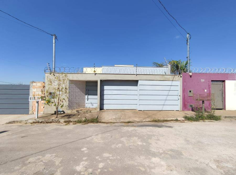 Casa em Lagoa da Prata, Americo Silva, Rua Jose Pio, 100, MG. Área: 190m2