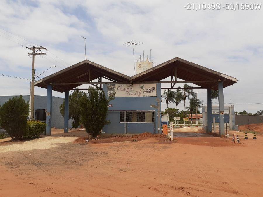 Casa em Buritama, Lago Azul, Rua José Nogueira Gomes, 378, SP. Área: 118m2
