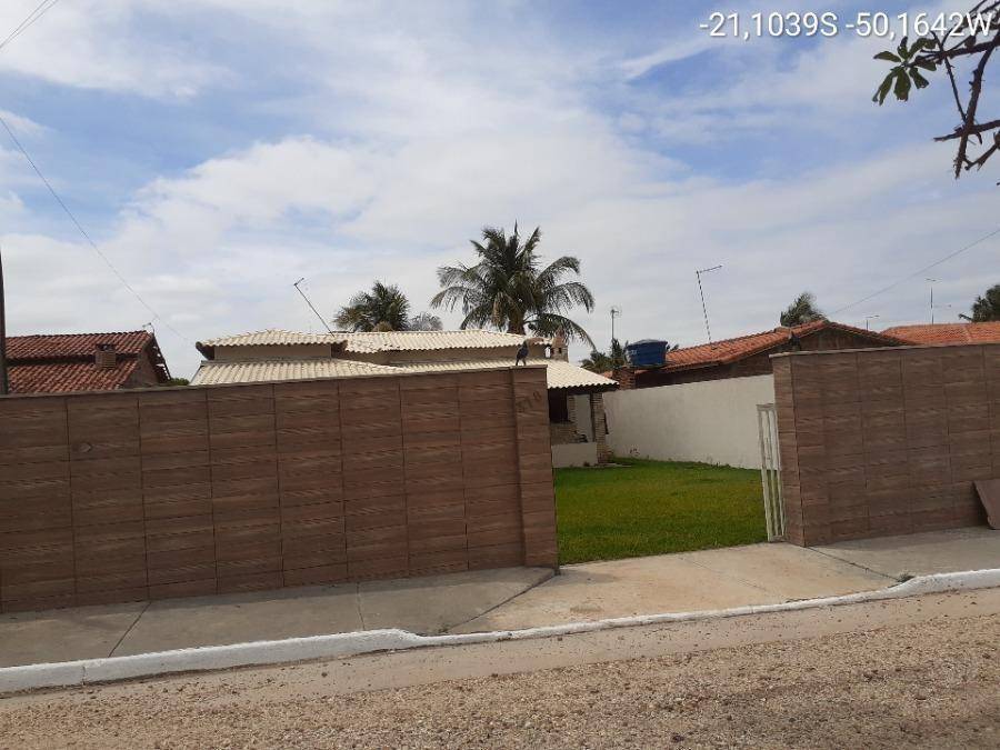 Casa em Buritama, Lago Azul, Rua José Nogueira Gomes, 378, SP. Área: 118m2