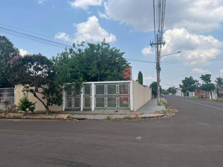 Casa em Campo Grande, Panama, Rua Nautico, 926, MS. Área: 146m2