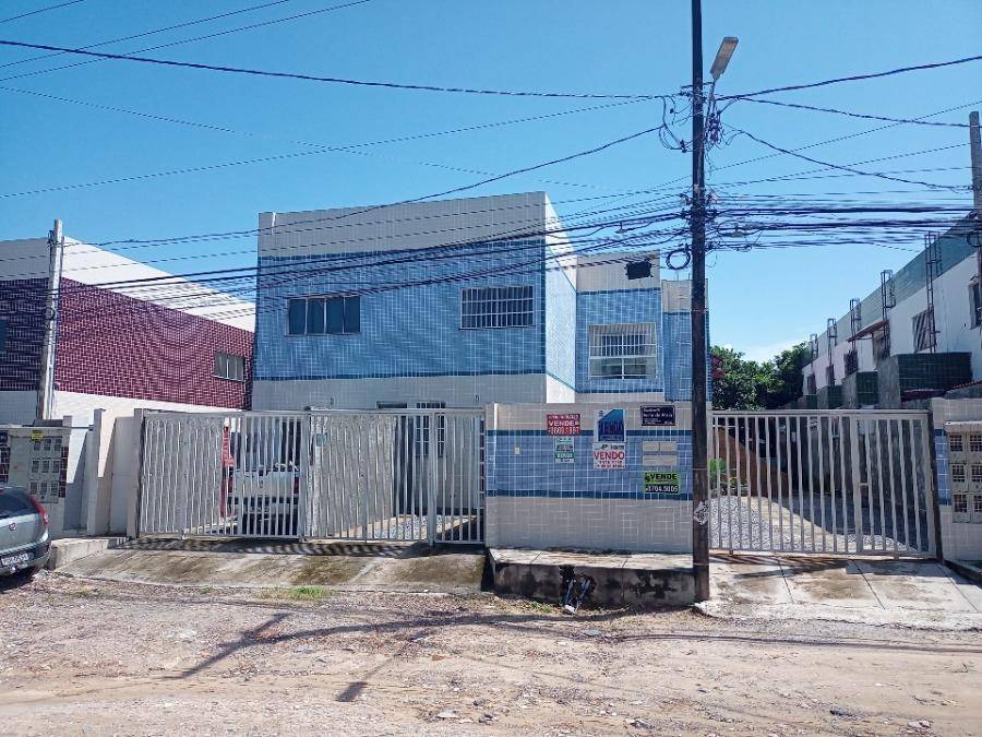 Casa em Paulista, Janga, Rua Agua Preta, 367, PE. Área: 74m2