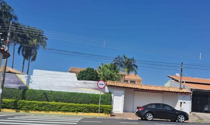 Casa em Hortolândia, Remanso Campineiro, Rua Wilson Vasco Mazon, 462, SP. Área: 413m2 - imagem 0