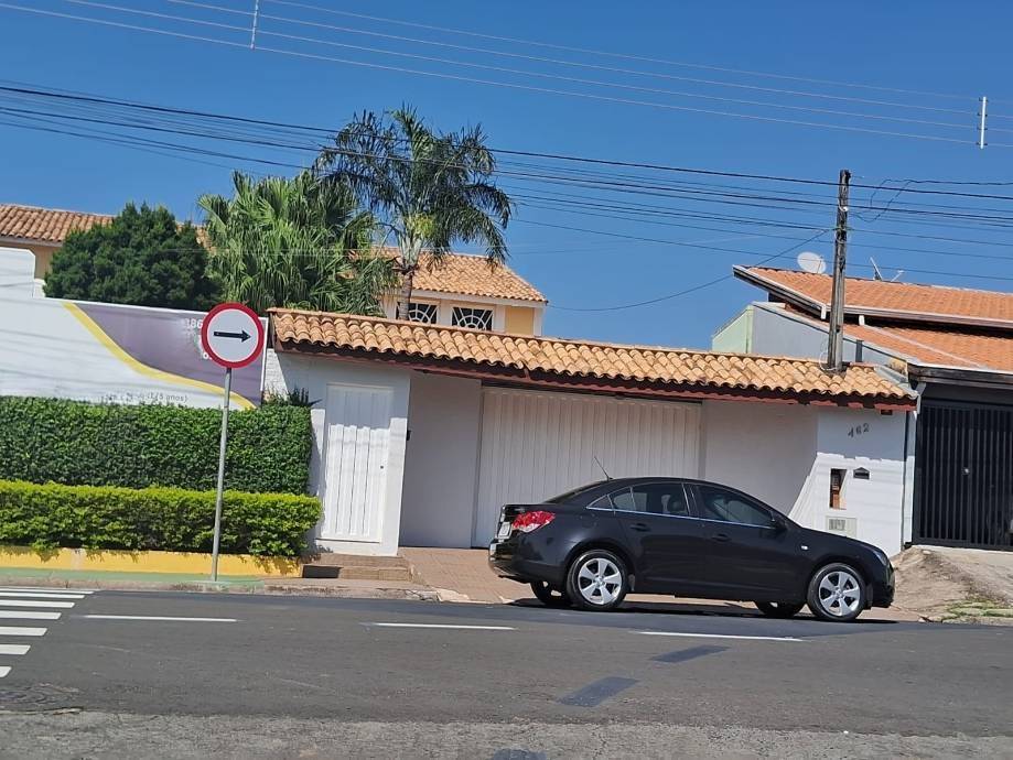 Casa em Hortolândia, Remanso Campineiro, Rua Wilson Vasco Mazon, 462, SP. Área: 413m2