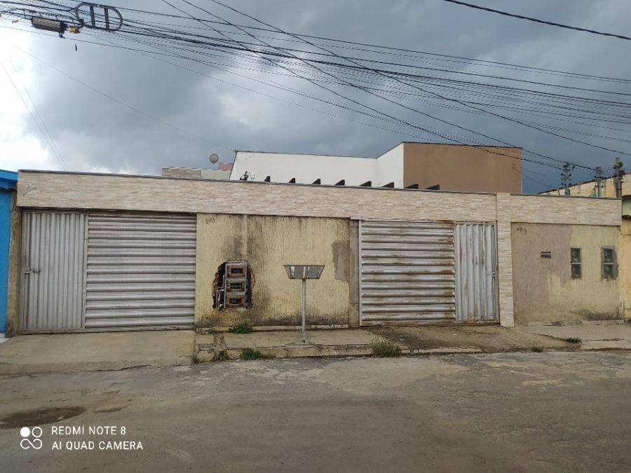 Casa em Sete Lagoas, Emilia, Rua Celso Machado, 105 A, MG. Área: 93m2