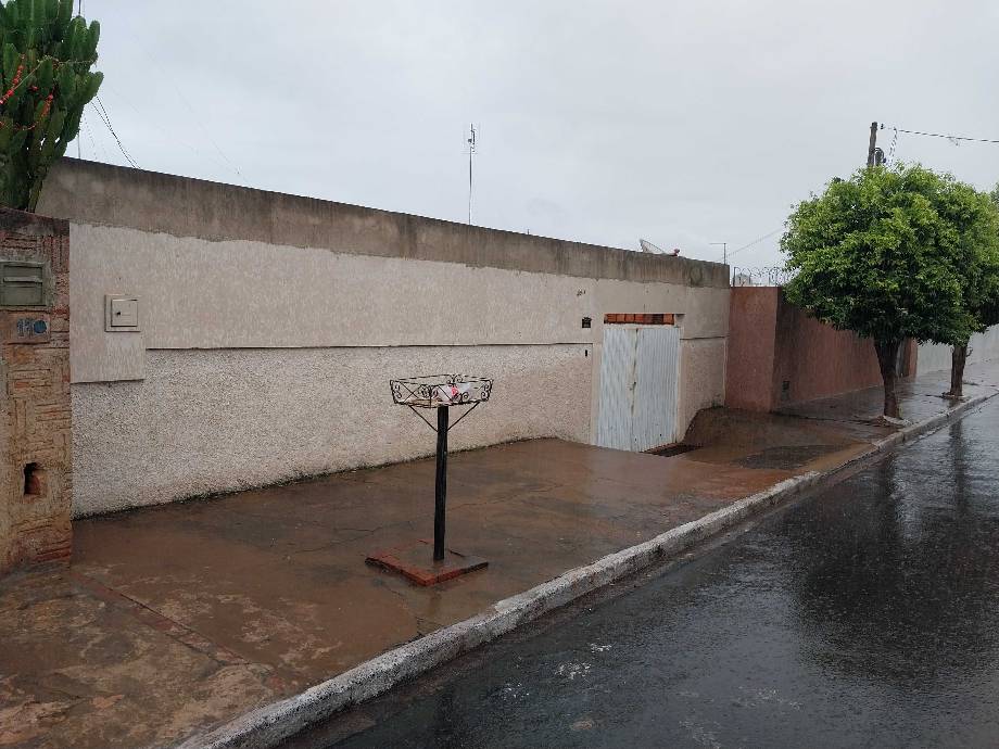 Casa em Bariri, Jardim Industrial I, Avenida Luciano Papaterra, 164, SP. Área: 115m2 - imagem 0