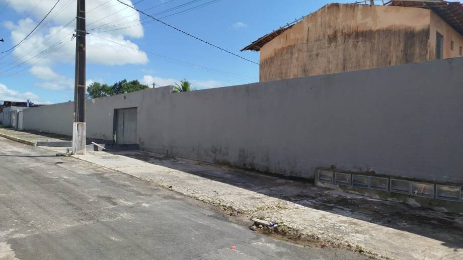Casa em Camaçari, Parque Verde I, Rua Dos Tamarindos, 0, BA. Área: 60m2
