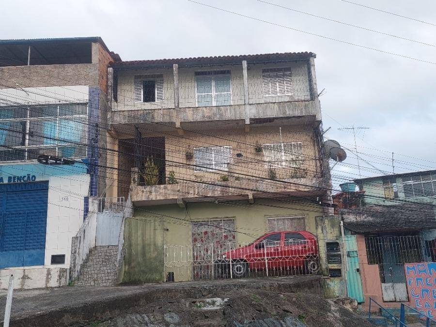 Casa em Salvador, Liberdade, Estrada Da Liberdade, 562, BA. Área: 77m2