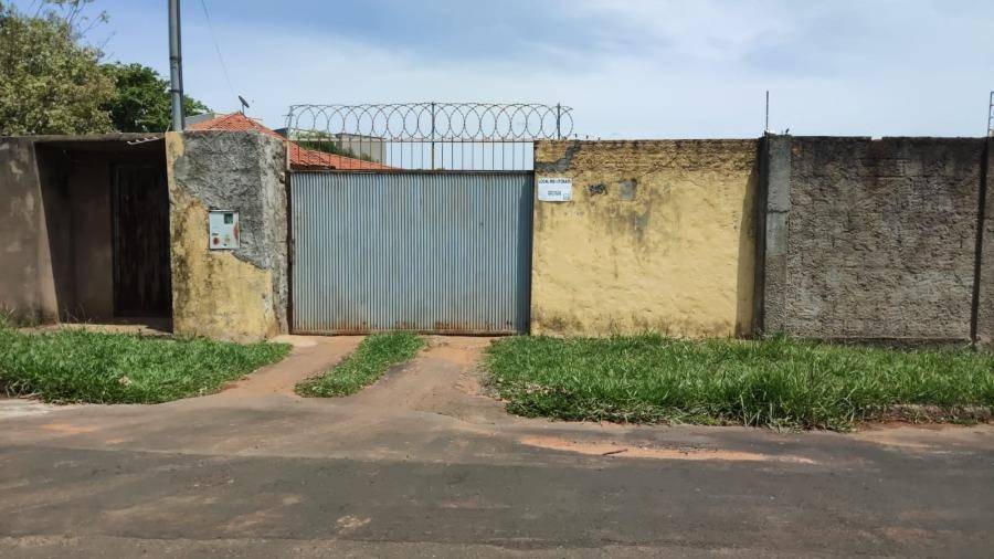 Casa em Araguari, Jardim Panorama, Rua Abílio Ferreira, 251, MG. Área: 0m2