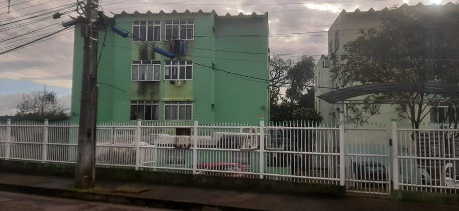 Apartamento em Viamão, Cohab, Rua São Gabriel, 55, RS. Área: 39m2