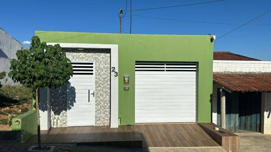 Casa em São José do Egito, Riacho Do Meio, Rua Manoel Mancinho, 23, PE. Área: 105m2
