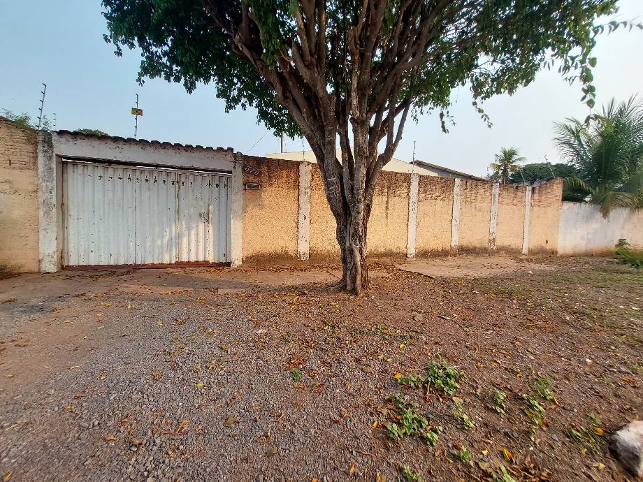 Casa em Corumbá, Maria Leite, Rua São Carlos, 370, MS. Área: 178m2