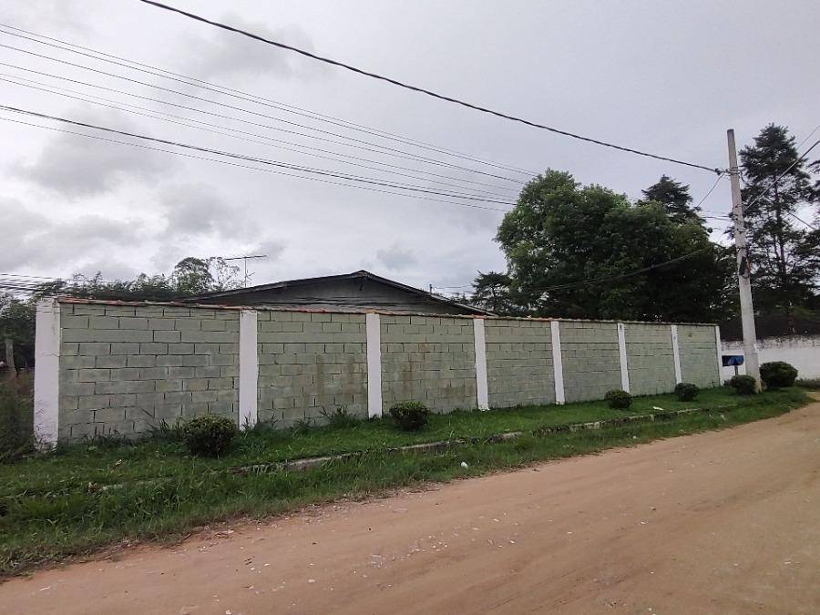 Casa em Embu-Guaçu, Val Flor, Rua Dr. Necesio Tavares, 40, SP. Área: 313m2 - imagem 0