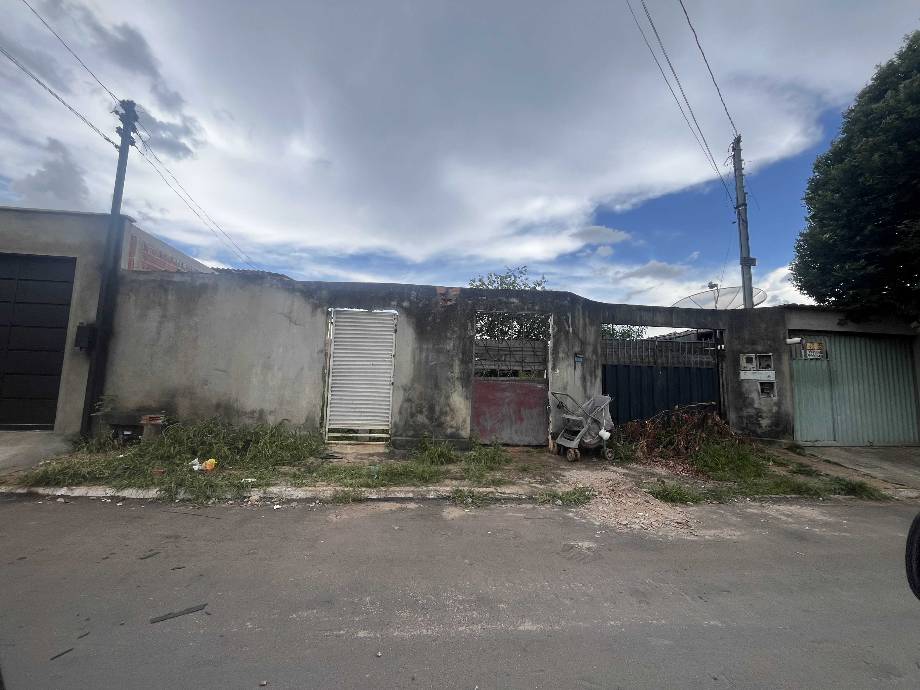 Casa em Goiânia, Jardim Liberdade, Vm B 14, 0, GO. Área: 90m2