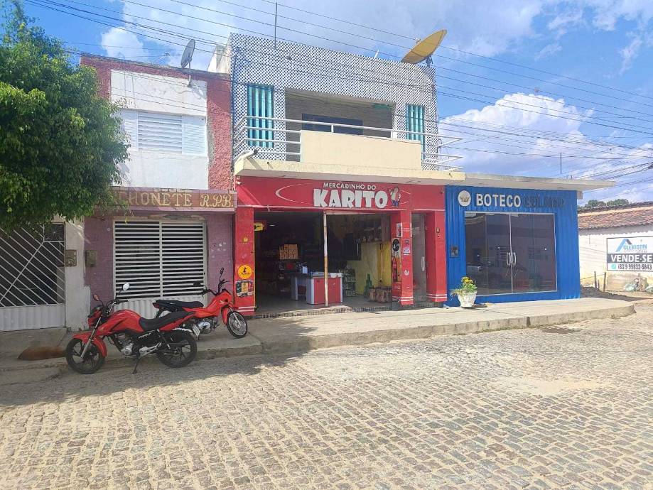 Casa em Monteiro, Centro, Rua Jose Augusto Gomes, 97, PB. Área: 212m2 - imagem 0