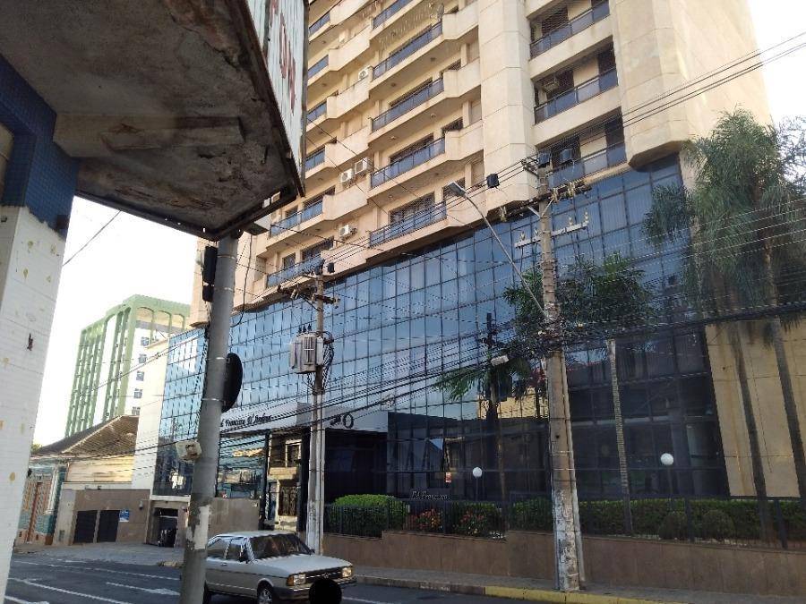 Apartamento em Limeira, Centro, Rua Tiradentes, 235, SP. Área: 189m2