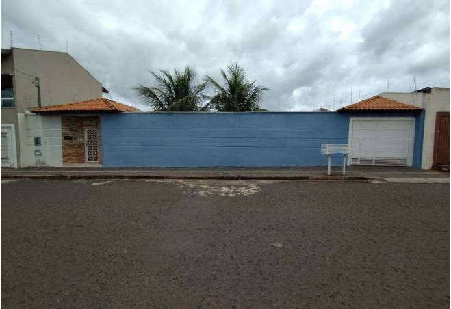 Casa em Campo Grande, Vila Alba, Rua Oviedo, 75, MS. Área: 0m2