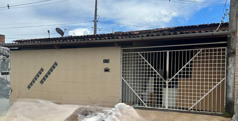 Casa em Feira de Santana, Jardim Acacia, Rua Bahia, 178, BA. Área: 0m2