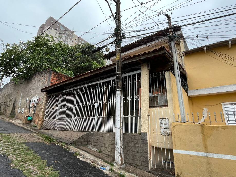 Casa em São Paulo, Vila Amália, Travessa Rocha Cabral, 35, SP. Área: 166m2