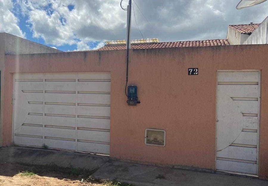 Casa em Penaforte, Padre Cícero, Rua Edmundo Matos De Morais, 72, CE. Área: 70m2