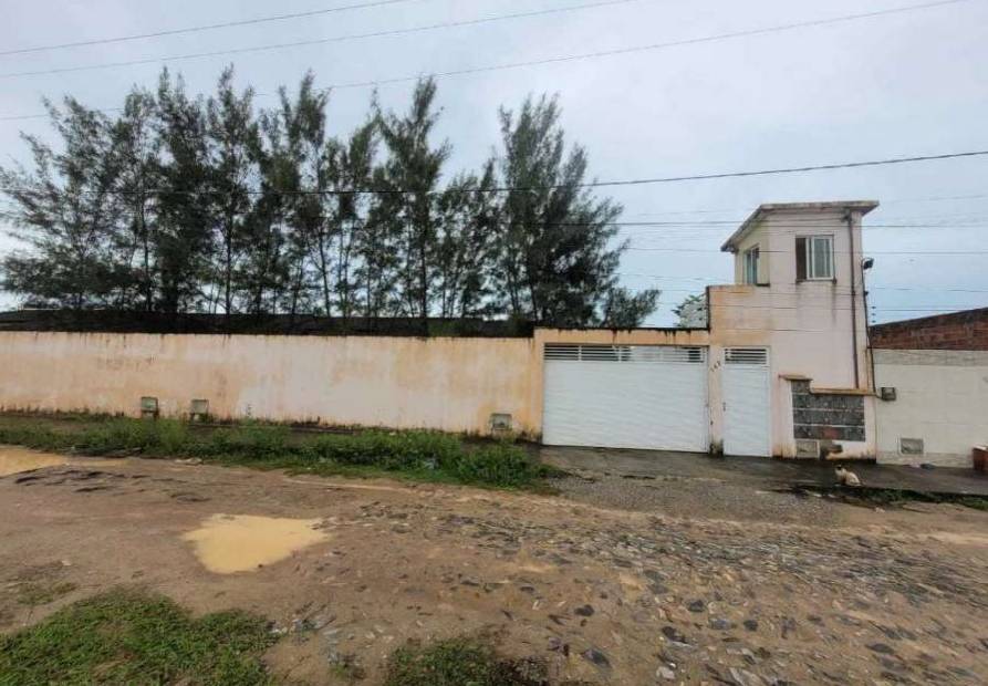Casa em Paracuru, Centro, Jose Paulino De Albuquerque, 142, CE. Área: 79m2