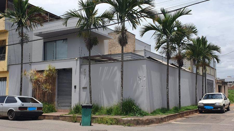 Casa em Congonhas, Vila Zé Arigó, Rua José Cardoso Osório, 57, MG. Área: 299m2