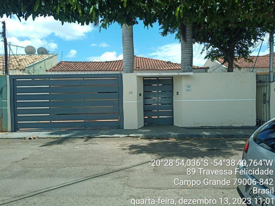 Casa em Campo Grande, Vila Bandeirantes, Travessa Felicidade, 80, MS. Área: 188m2